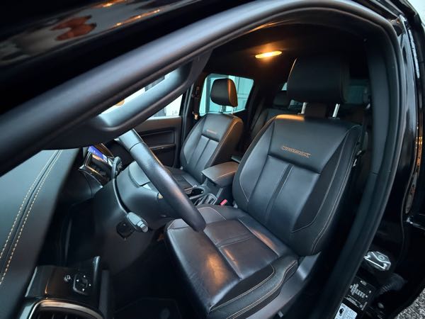 Ford Ranger DOUBLE CABINE/ WILDTRAK /AUTO/ FAIBLE TAXE