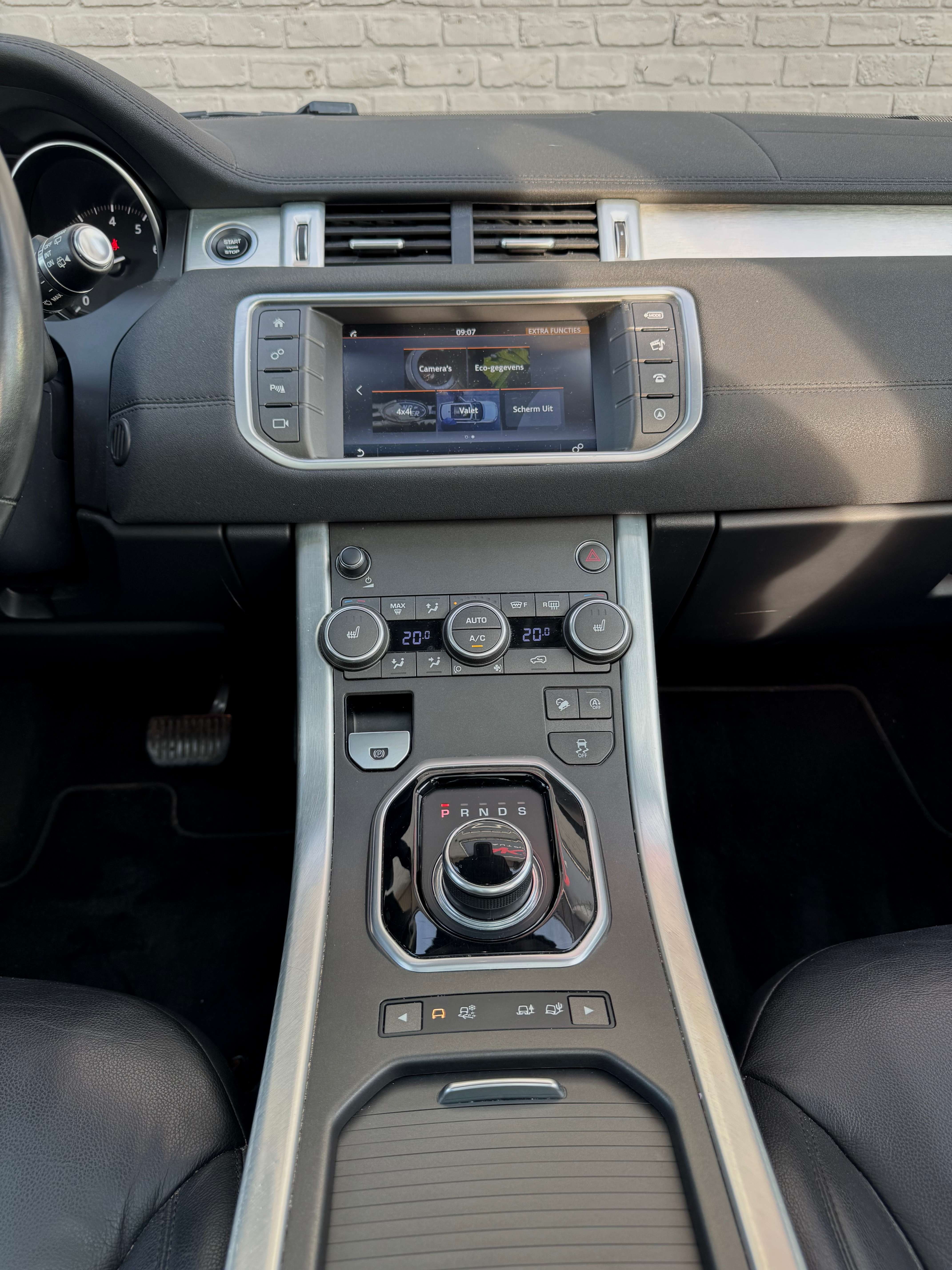 Land Rover Range Rover Evoque Si4 * Pano * AWD * Leder * GARANTIE