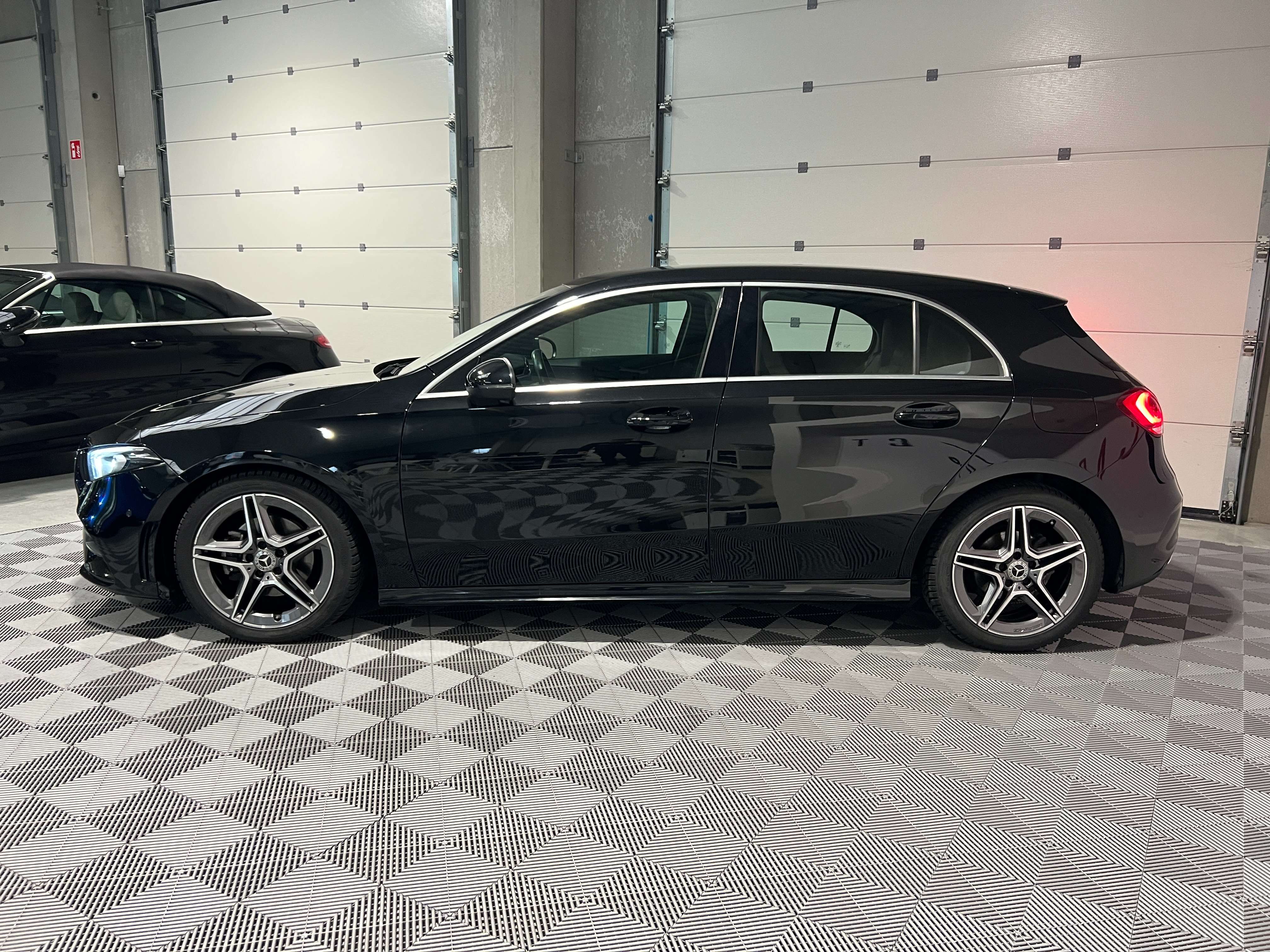 Mercedes-Benz A 200 A 200 d PACK AMG/LED/GPS/PDC AV ARR +CAM/CLIM AUTO