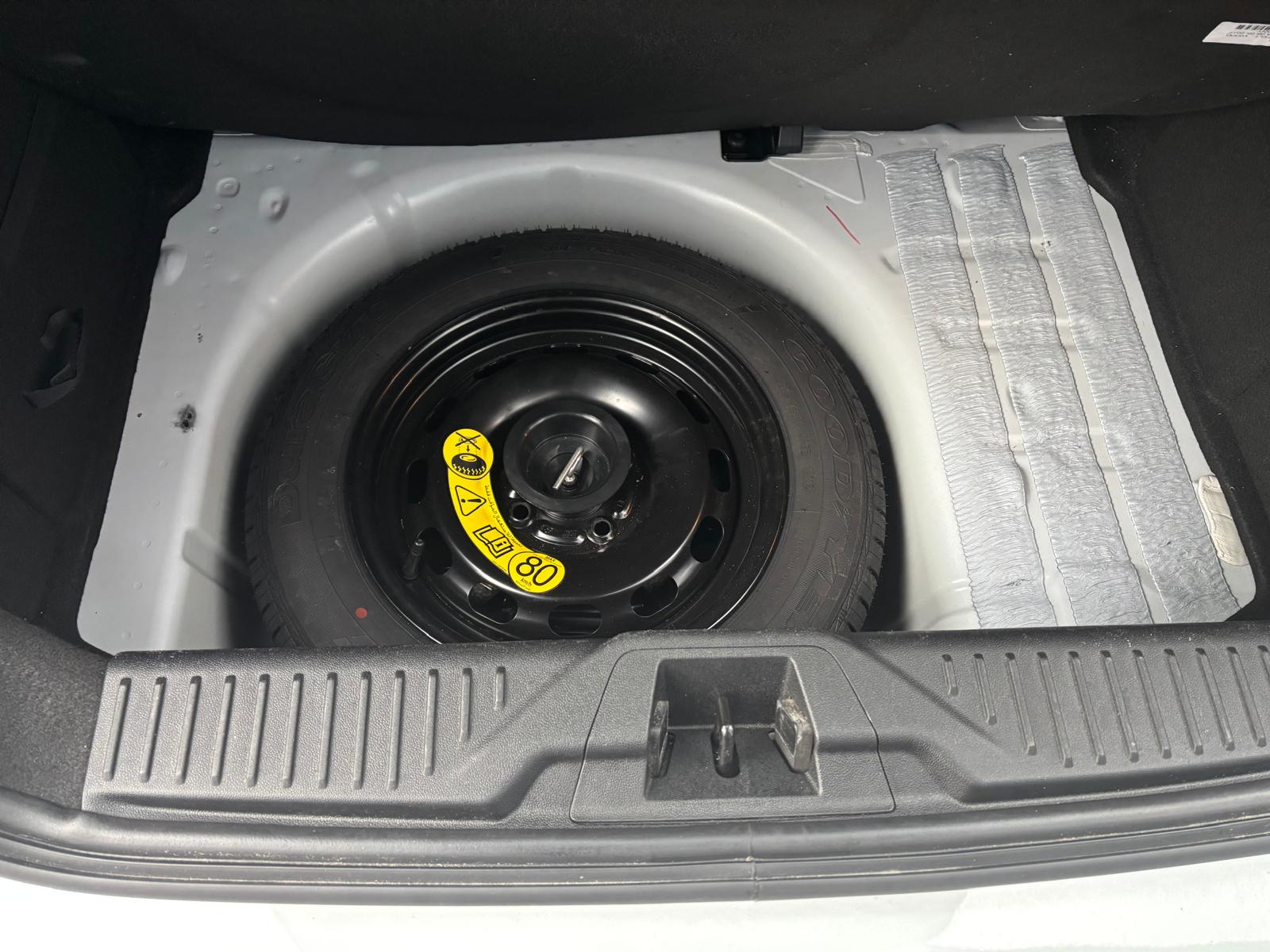 Ford Fiesta II 1.4 I SX 3P