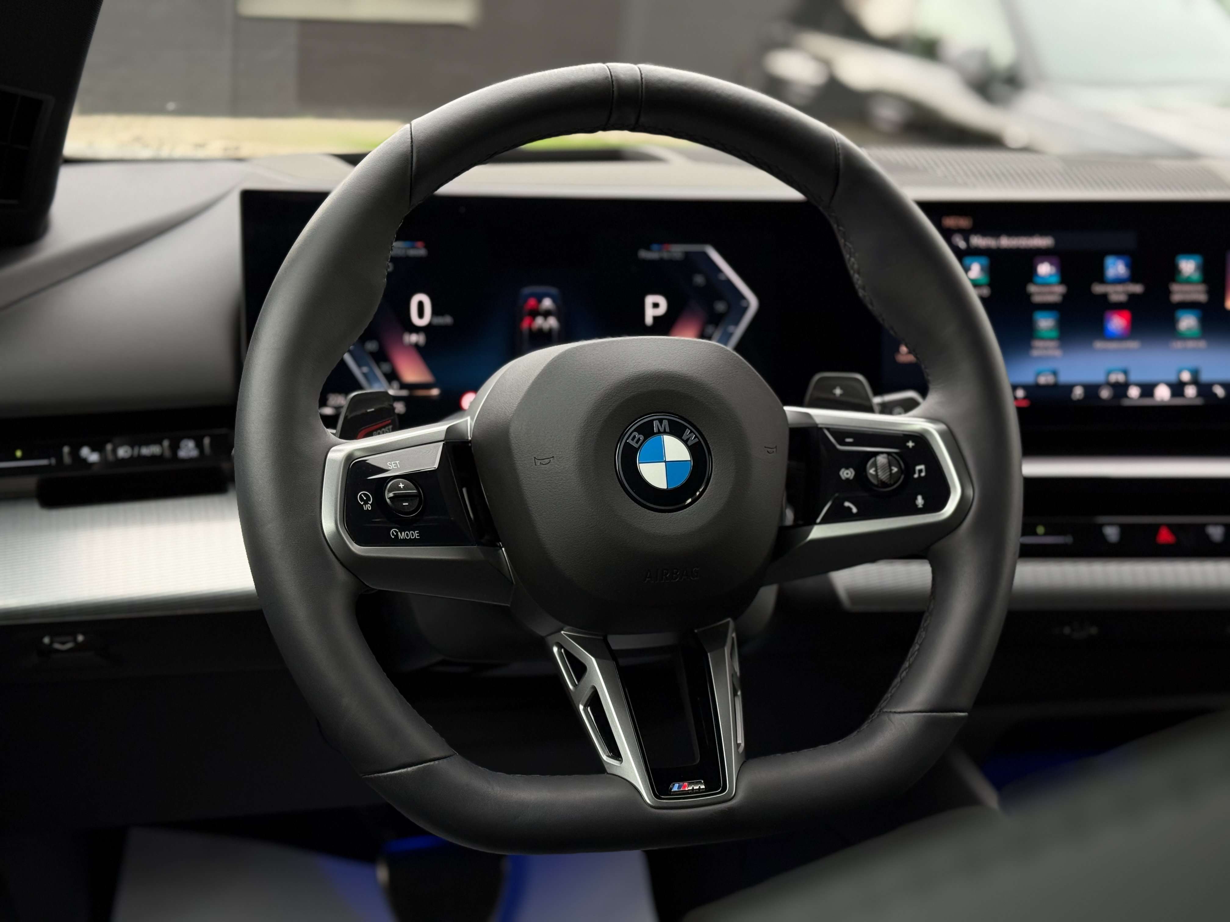 BMW 520 TOURING MPACK 360° CAM HEADUP CARPLAY SFEER ACC