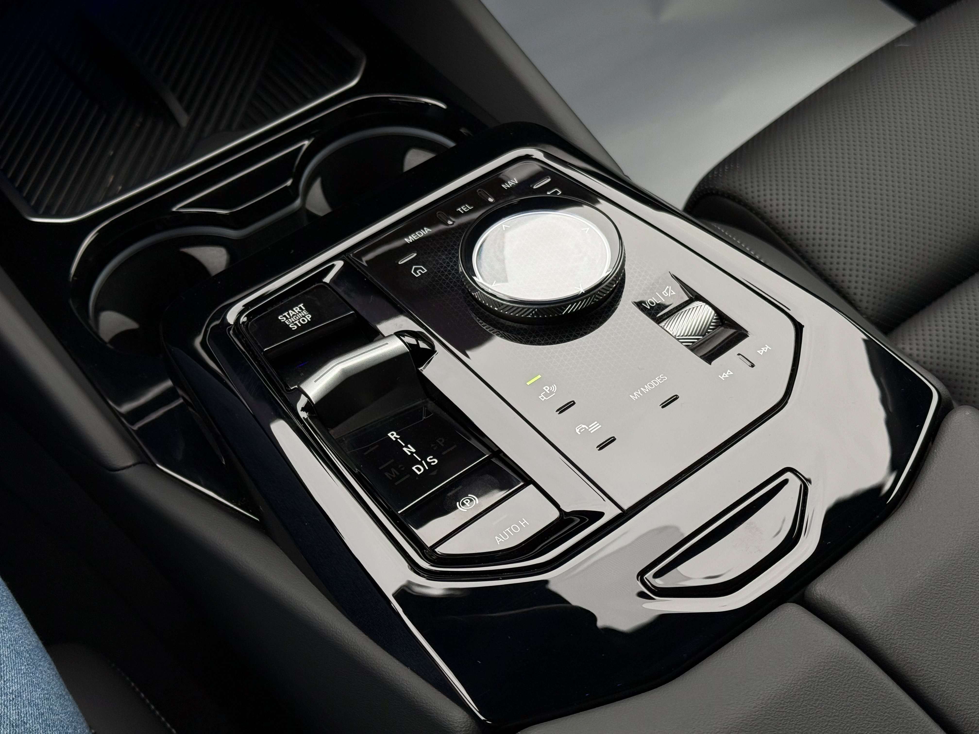 BMW 520 TOURING MPACK 360° CAM HEADUP CARPLAY SFEER ACC