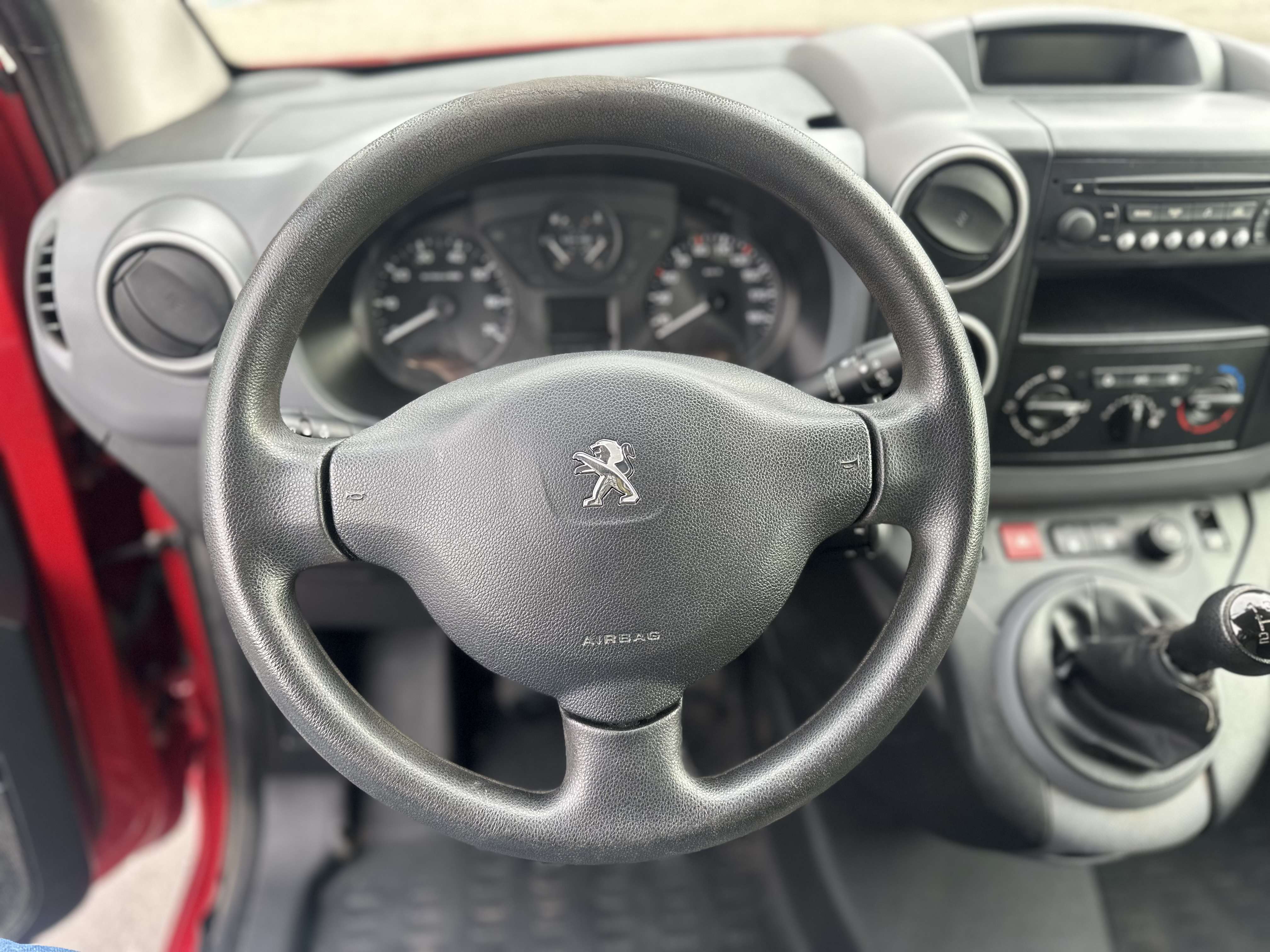 Peugeot Partner 1.6. *UTILITAIRE*3PLACES*AIRCO*