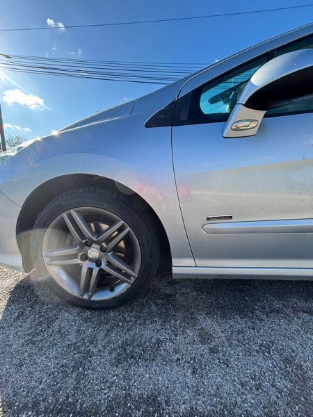 Peugeot 308 (2) 1.6 E-HDI 112 FAP SPORTIUM 5P