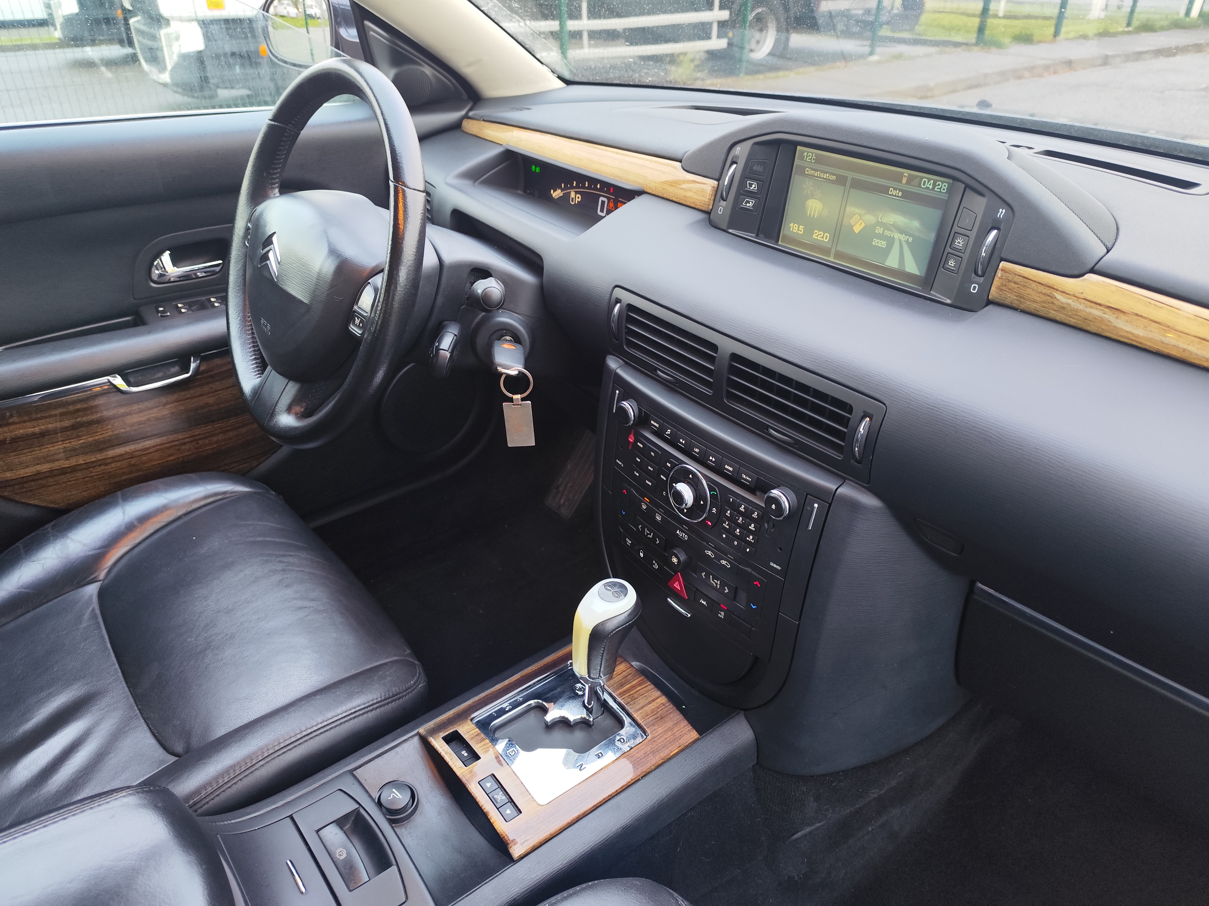 Citroen C6 2.7 V6 HDI 208 FAP EXCLUSIVE BVA