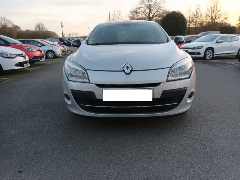 Renault MEGANE III 1.9 DCI 130CH FAP BOSE ECO²