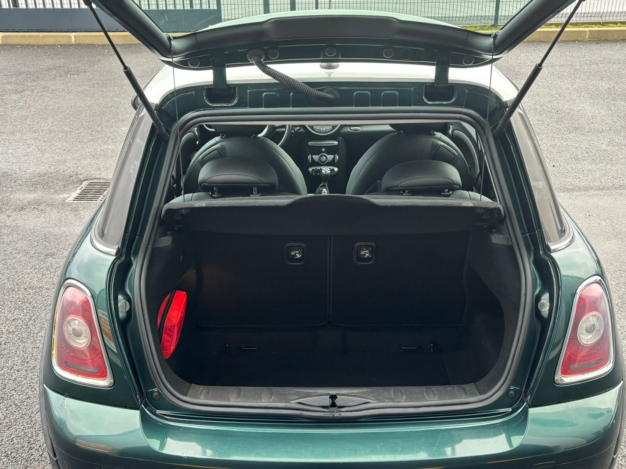 Mini COOPER 1.6 122 COOPER BV6