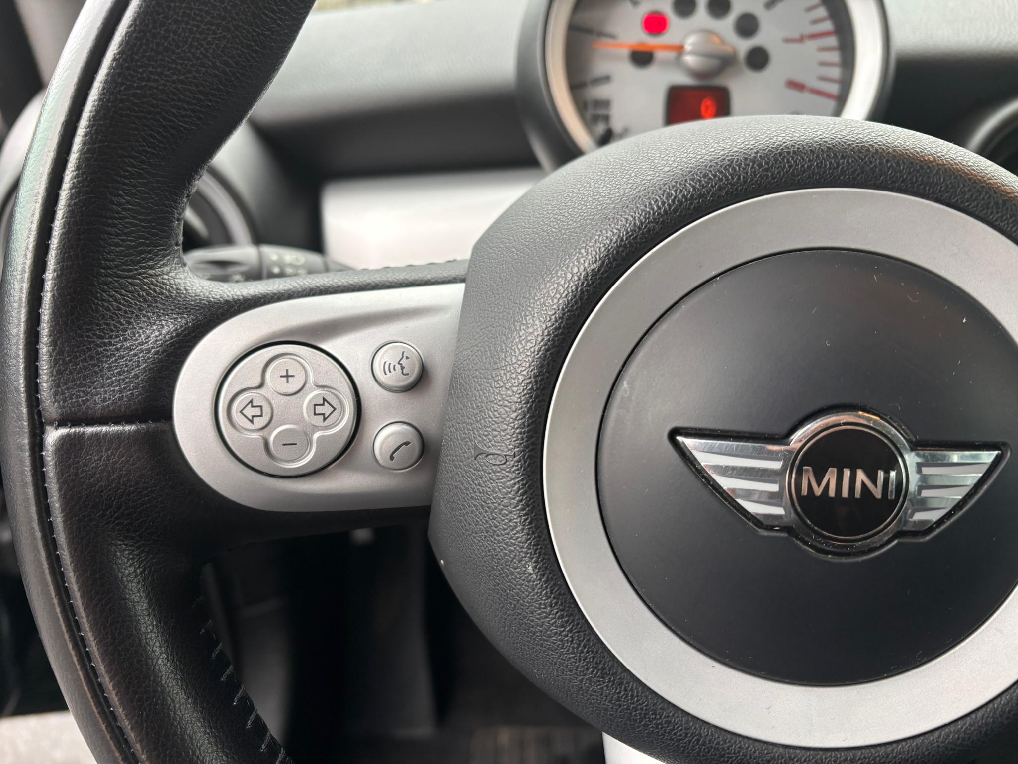Mini COOPER 1.6 122 COOPER BV6