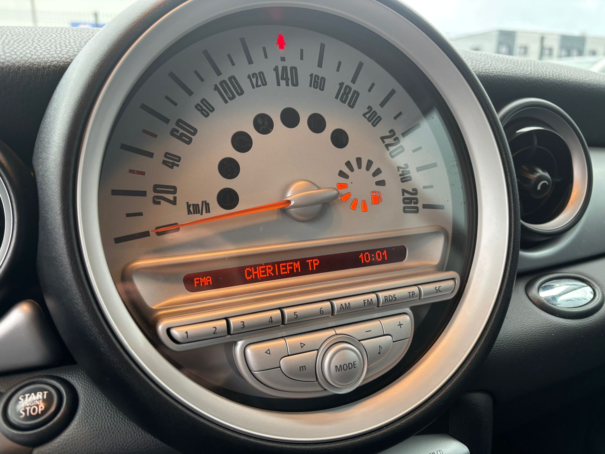 Mini COOPER 1.6 122 COOPER BV6
