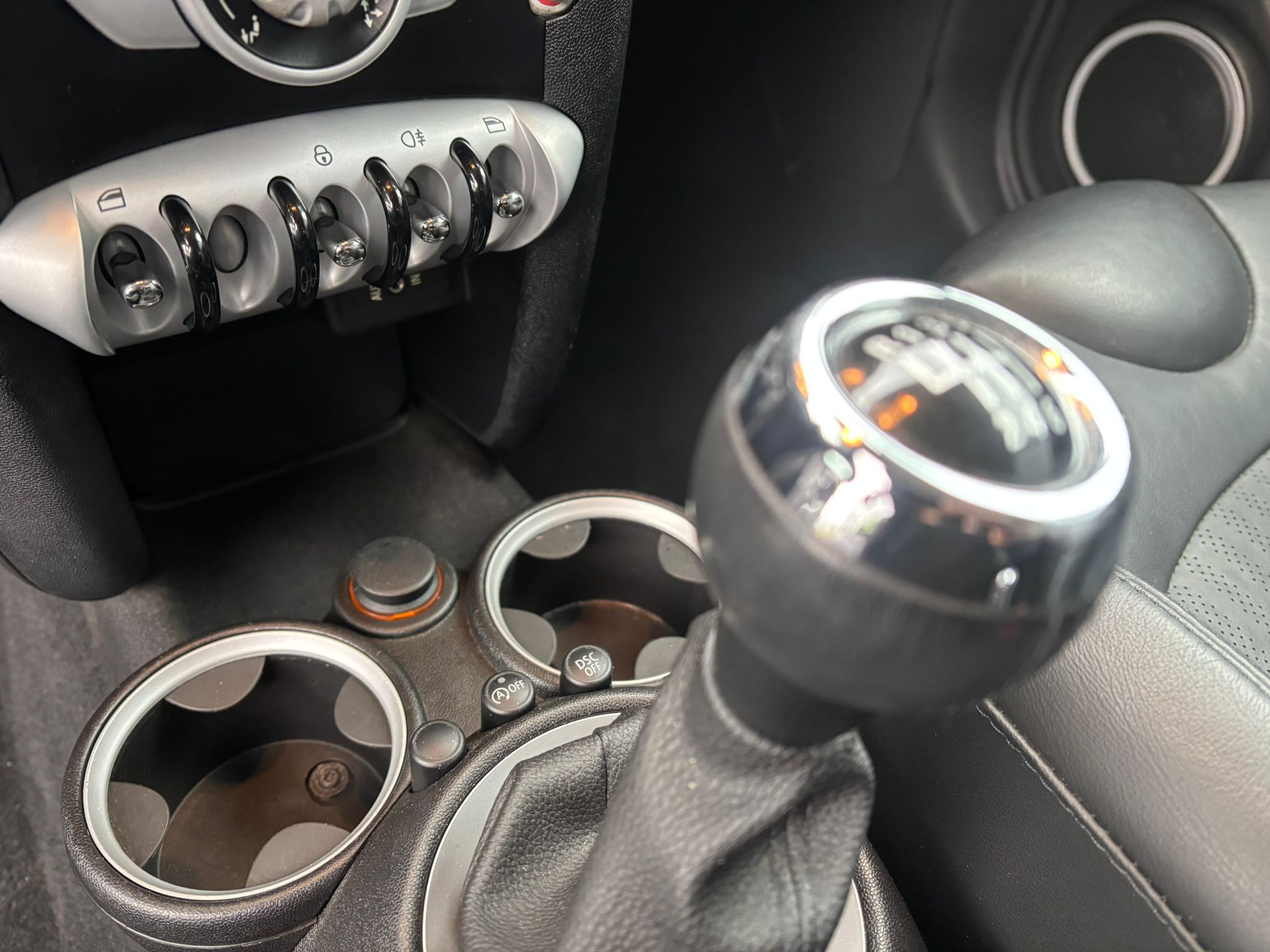 Mini COOPER 1.6 122 COOPER BV6