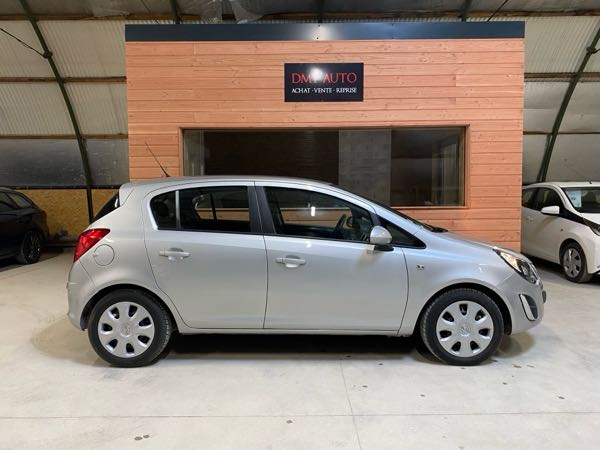 Opel Corsa IV (2) 1.2 TWINPORT 85 EDITION 5P