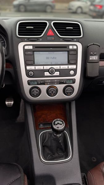 Volkswagen Eos (2) 1.4 TSI 122 BLUEMOTION TECHNOLOGY