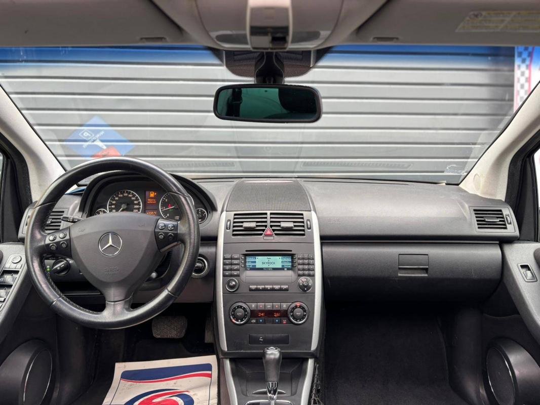 Mercedes-Benz Classe A Avantgarde Autotronic CVT A200