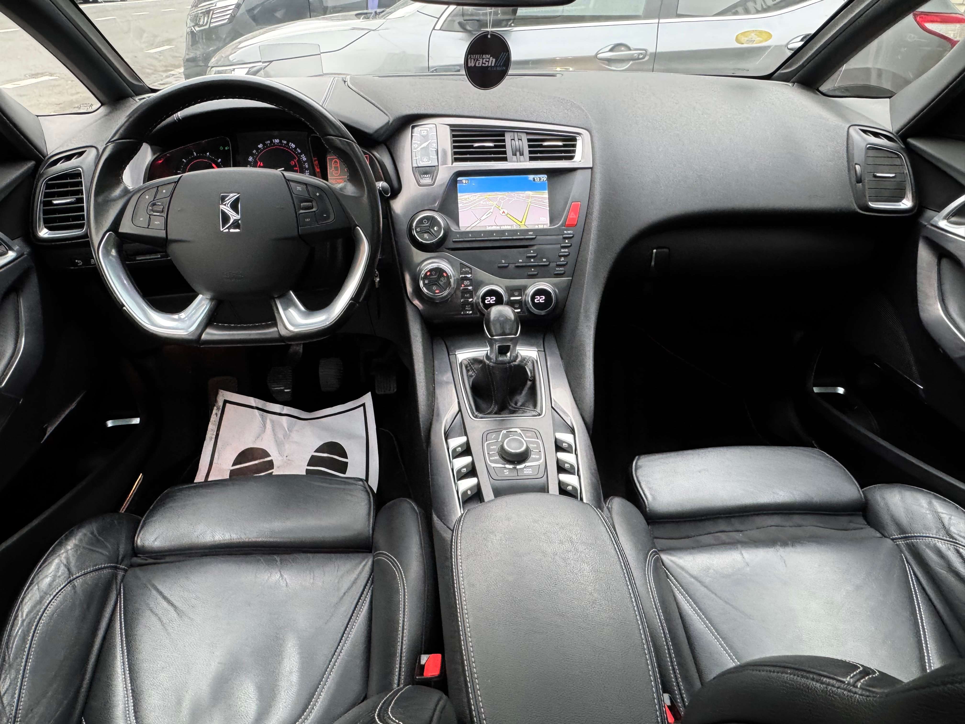 Citroen DS5 2.0 HDi Be Chic Toi Pano Cuir Gps Led Camera Carnt