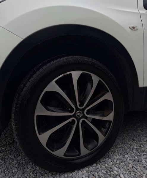 Nissan Qashqai II 1.5 DCI 110 WHITE EDITION