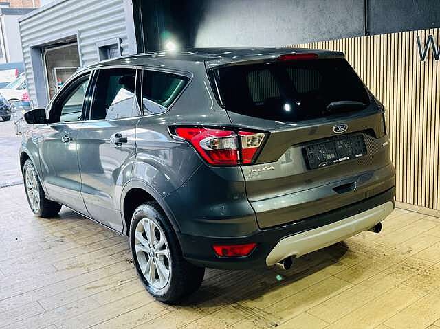 Ford Kuga 1.5 * SPORT * GARANTIE 12 MOIS * 1ER PROP *
