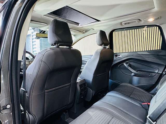 Ford Kuga 1.5 * SPORT * GARANTIE 12 MOIS * 1ER PROP *