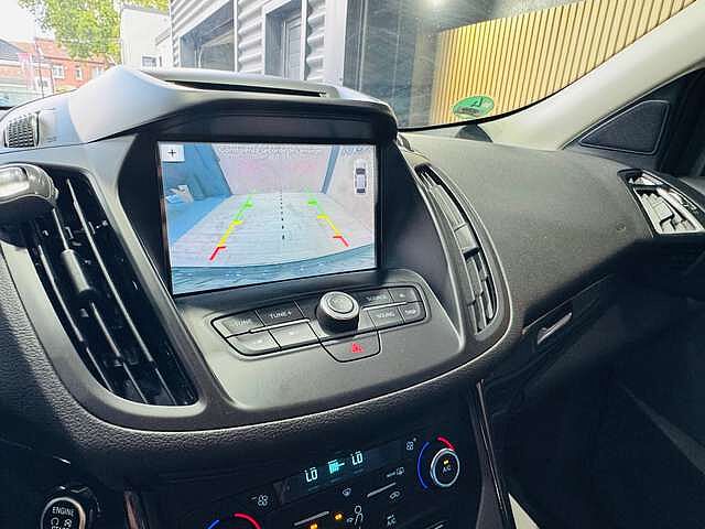 Ford Kuga 1.5 * SPORT * GARANTIE 12 MOIS * 1ER PROP *