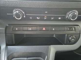 Peugeot Expert // GPS // ATTELAGE // CARPLAY // REGULATEUR //