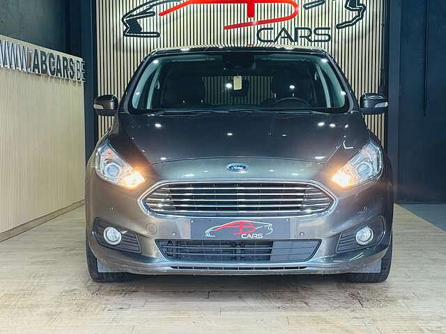 Ford S-Max 2.0 TDCi * 7 PLACES * GARANTIE 12 MOIS *