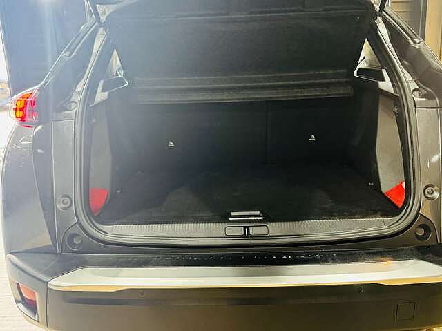 Peugeot 2008 1.5 BlueHDi * GARANTIE 12 MOIS * 1ER PROP *