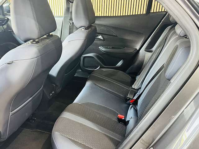 Peugeot 2008 1.5 BlueHDi * GARANTIE 12 MOIS * 1ER PROP *