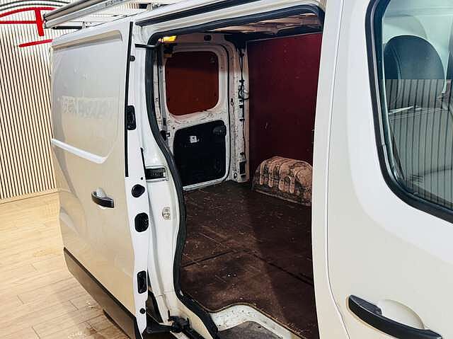 Renault Trafic 2.0DCI * 3 PLACES * UTILITAIRE * GAR 12 MOIS *