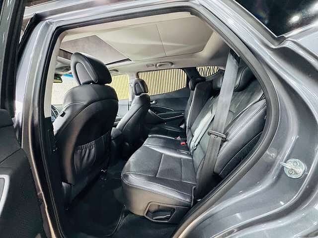 Hyundai SANTA FE 2.2 CRDi 4WD Executive * 7 PLACES * GAR 12 MOIS