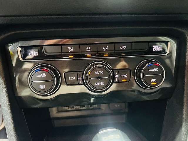 Volkswagen Tiguan 1.5 TSI ACT * R LINE * DSG * GAR 12 MOIS *