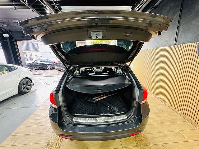 Hyundai i40 SW 1.7 CRDi Executive * GARANTIE 12 MOIS *
