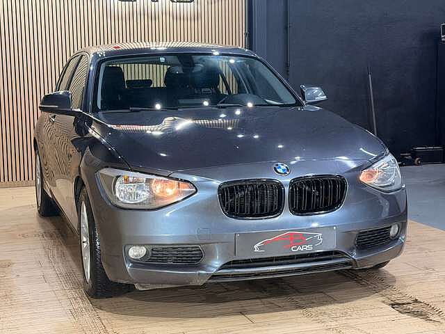 BMW 116 5-door 116ed * GPS *
