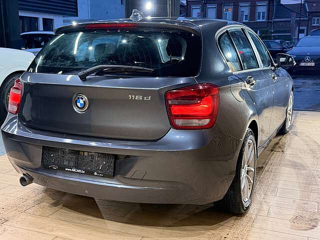 BMW 116 5-door 116ed * GPS *