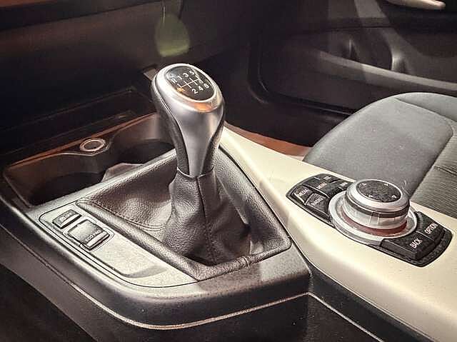 BMW 116 5-door 116ed * GPS *