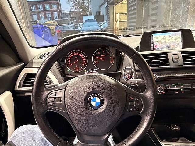 BMW 116 5-door 116ed * GPS *