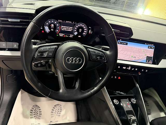 Audi A3 Sportback Sportback 30 TFSI * GAr 12 MOIS * cockpit * Sport