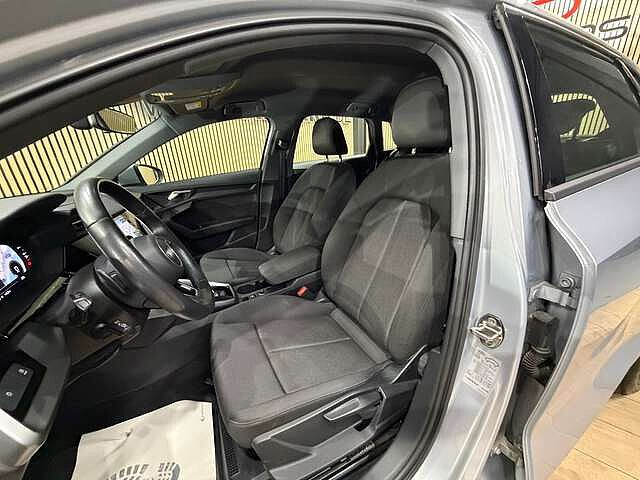 Audi A3 Sportback Sportback 30 TFSI * GAr 12 MOIS * cockpit * Sport