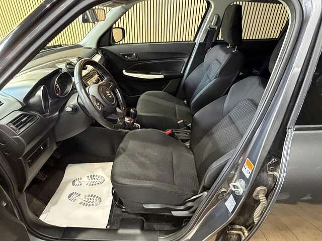 Suzuki Swift 1.2i * GARANTIE 12 MOIS * 1er propriétaire *