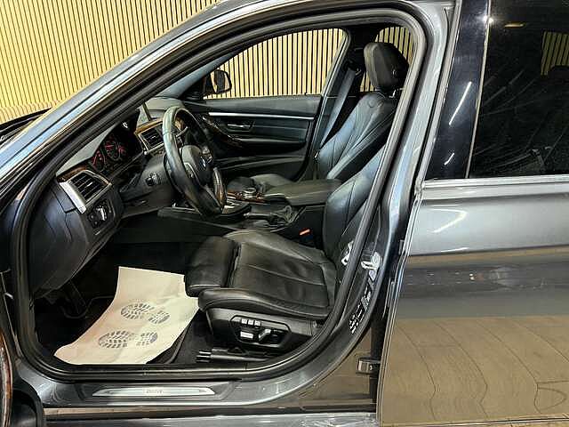 BMW 330 Touring 330dXA * Touring LUXURY Sport * GAR 12 MOIS *