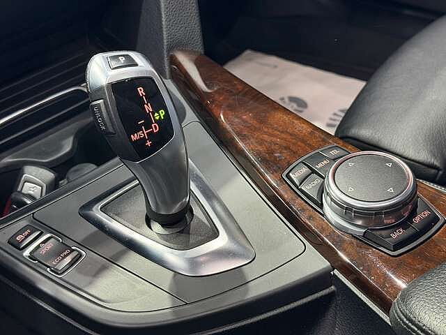 BMW 330 Touring 330dXA * Touring LUXURY Sport * GAR 12 MOIS *