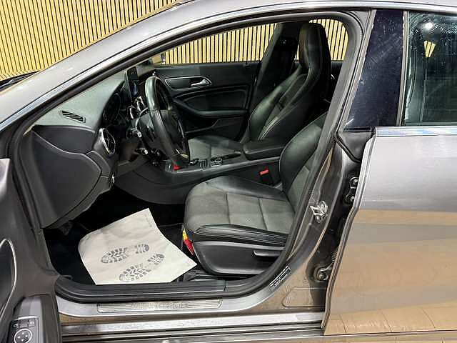 Mercedes-Benz CLA 180 * GARANTIE 12 MOIS * SHOOTING BRAKE *
