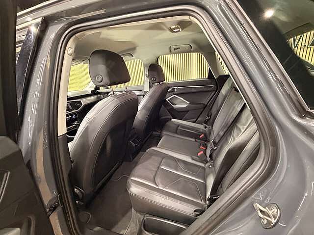 Audi Q3 35 TDi * GARANTIE 12 MOIS * S TRONIC * SPORT *