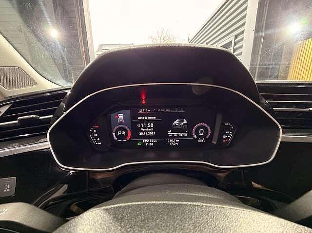 Audi Q3 35 TDi * GARANTIE 12 MOIS * S TRONIC * SPORT *