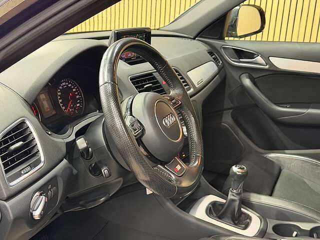 Audi Q3 2.0 TDi Quattro S line * GARANTIE 12 MOIS *