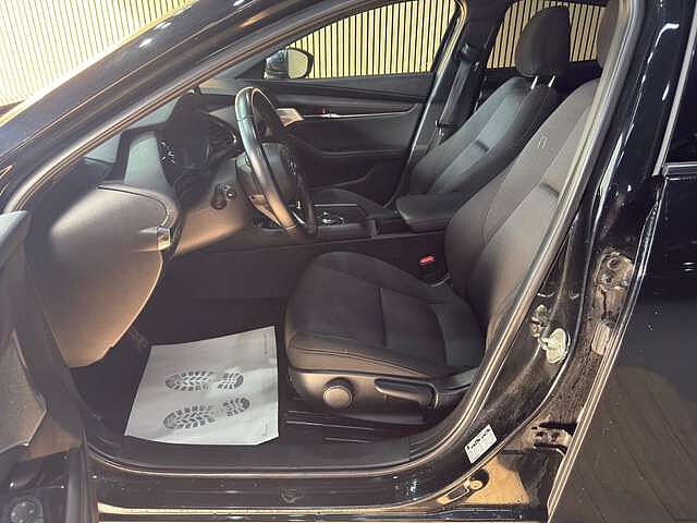 Mazda 3 Hatchback 2.0i e-Skyactiv-G * GARANTIE 12 MOIS *