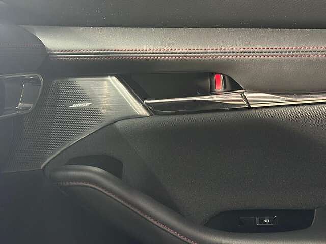 Mazda 3 Hatchback 2.0i e-Skyactiv-G * GARANTIE 12 MOIS *