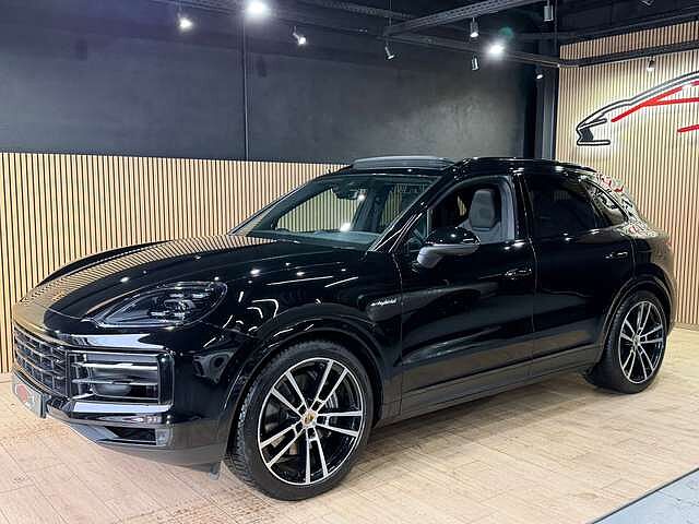 Porsche Cayenne E-Hybrid 3.0 Turbo V6 (346 kW) * FULL OPTIONS *