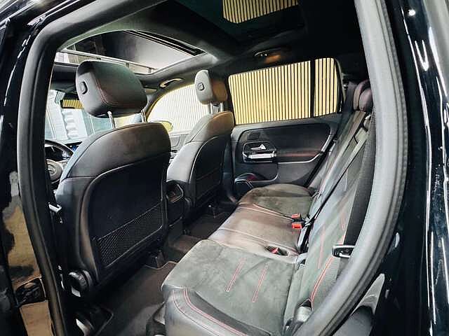Mercedes-Benz GLB 200 * PACK AMG * GARANTIE 12 MOIS * 1ER PROP *