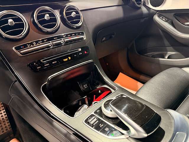 Mercedes-Benz GLC 220 d 4-Matic * COUPE * PACK AMG * GAR 12 MOIS *