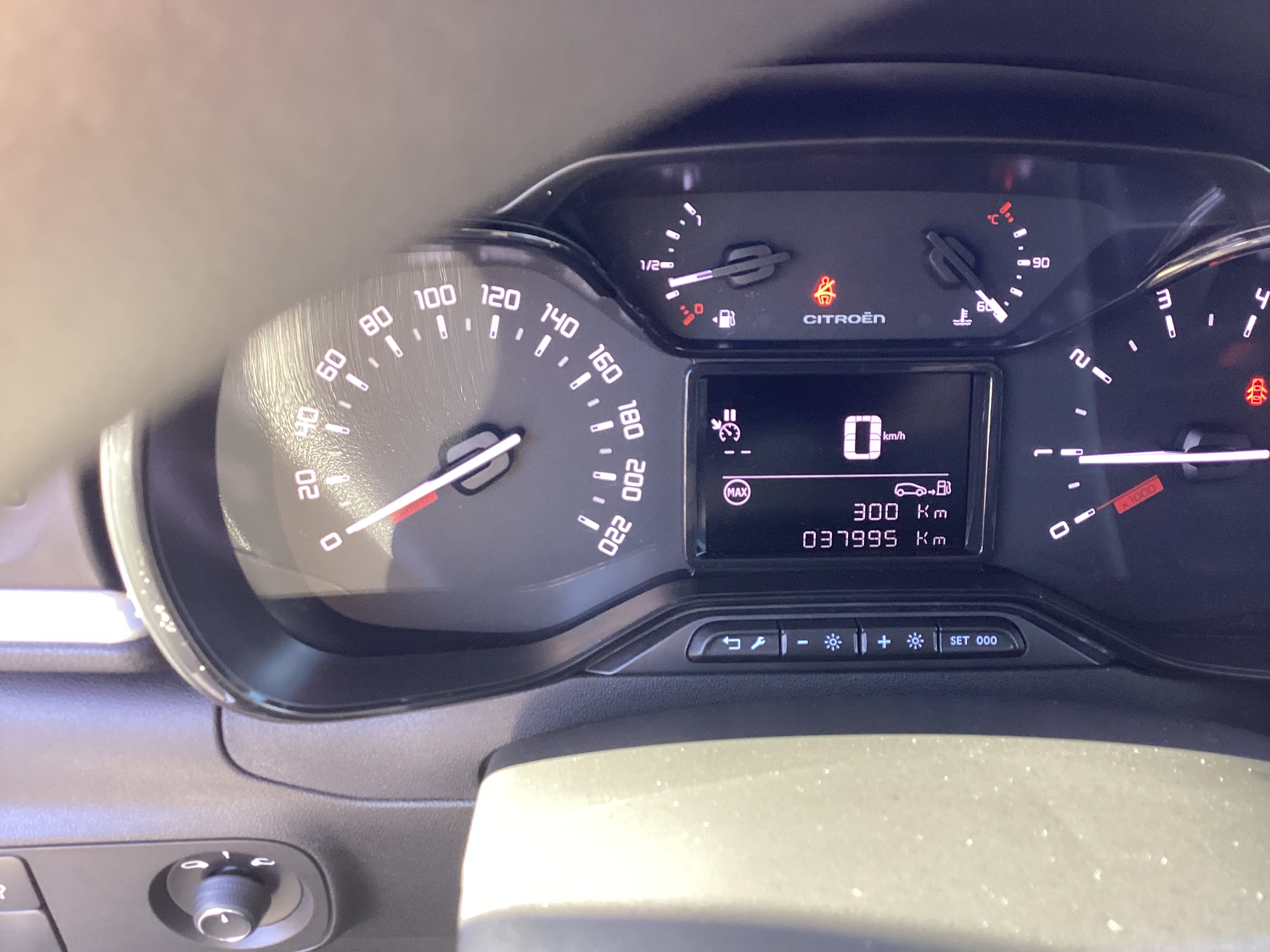 Citroen C3 III (2) 1.2 business GPS 37450km