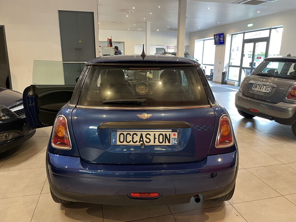 Mini ONE MINI R56 SALT BV6 1.4I - 95